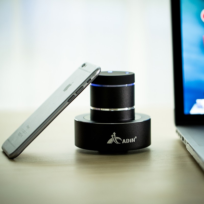 Altavoz Inalámbrico Portátil M - Electronics And Gadgets With I reseña y precio